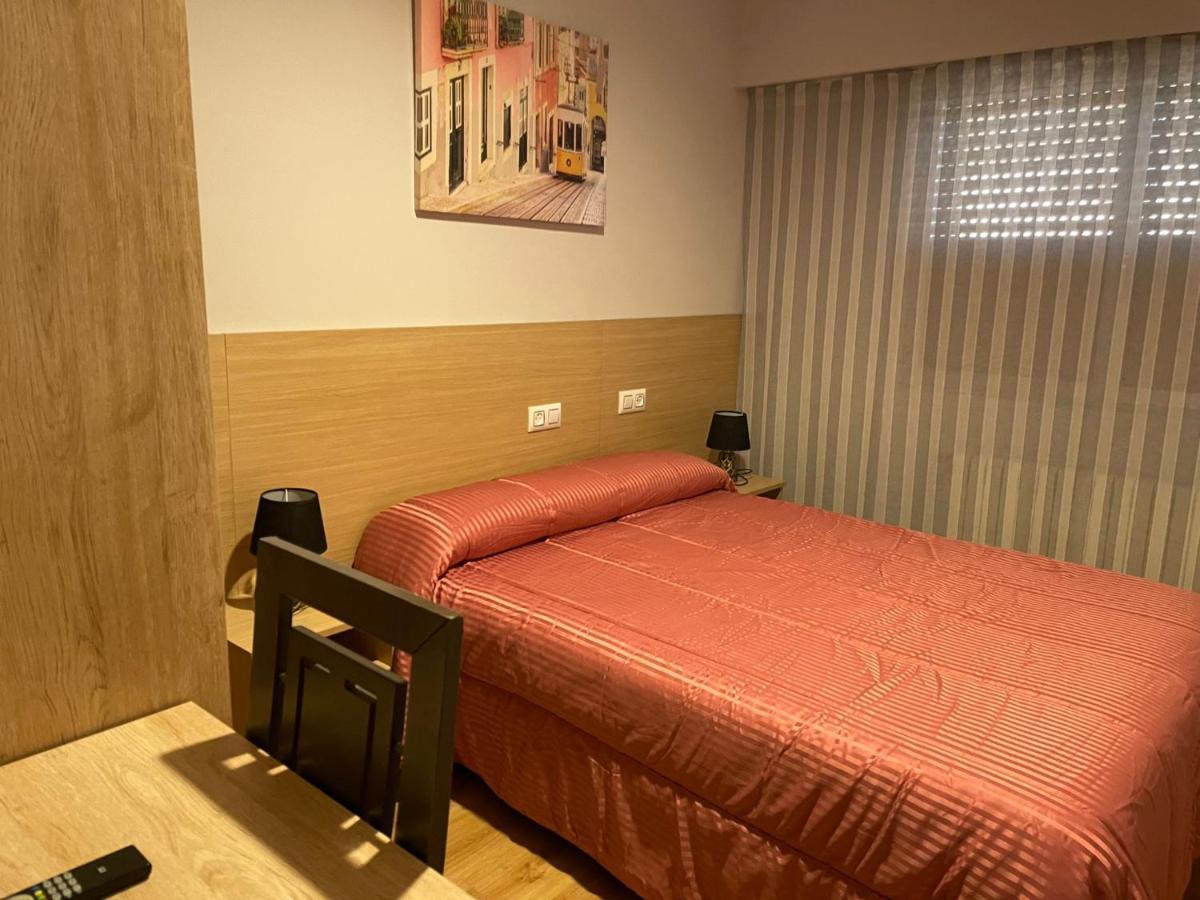 Hostal Cid Orense Kültér fotó